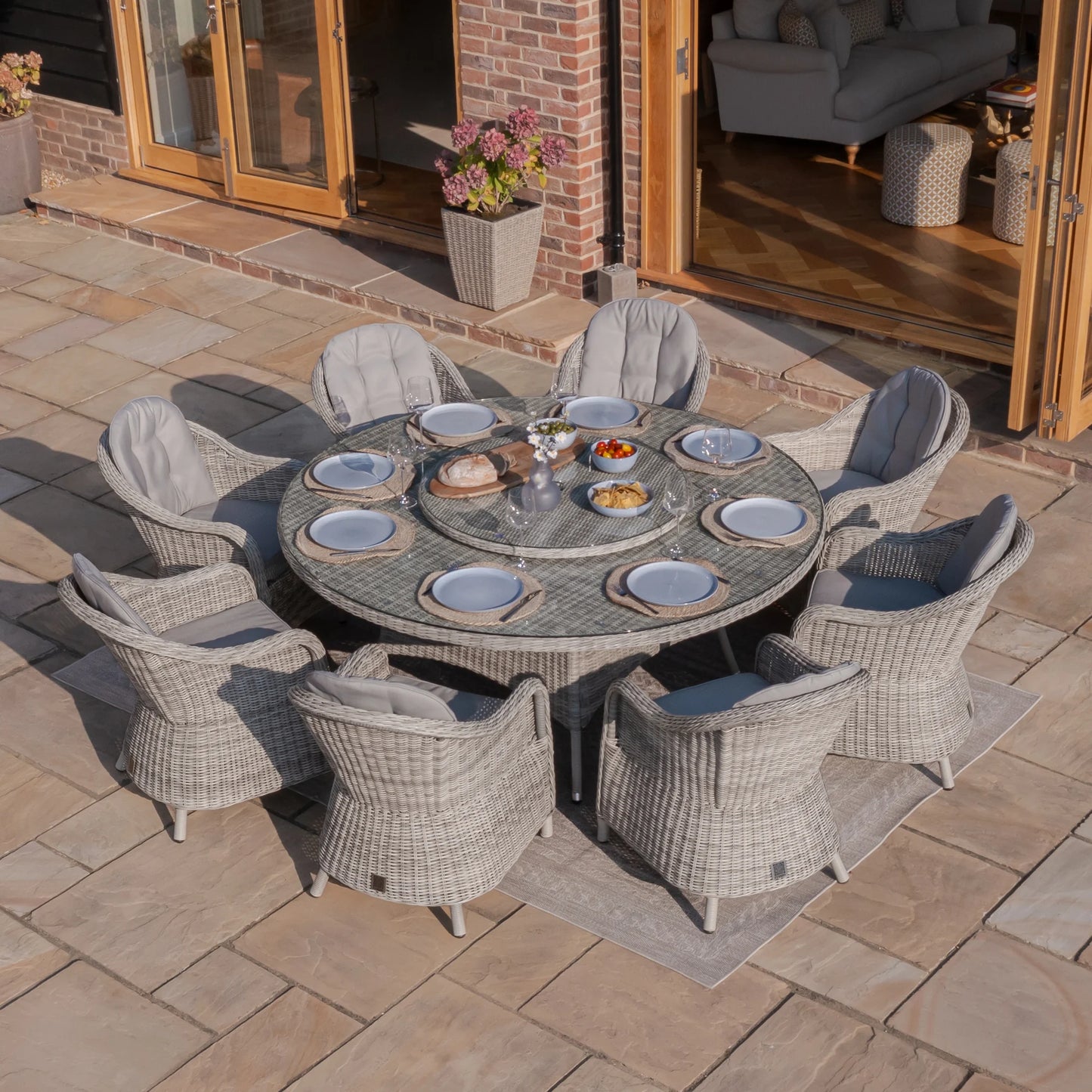 Oxford 8 Seat Round Dining Set with Heritage Chairs & Lazy Susan