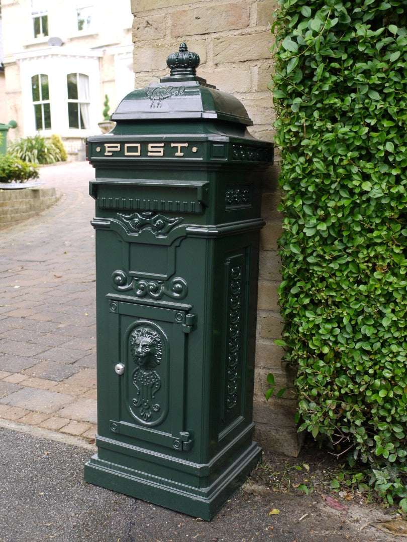 Free Standing Post Box - Green