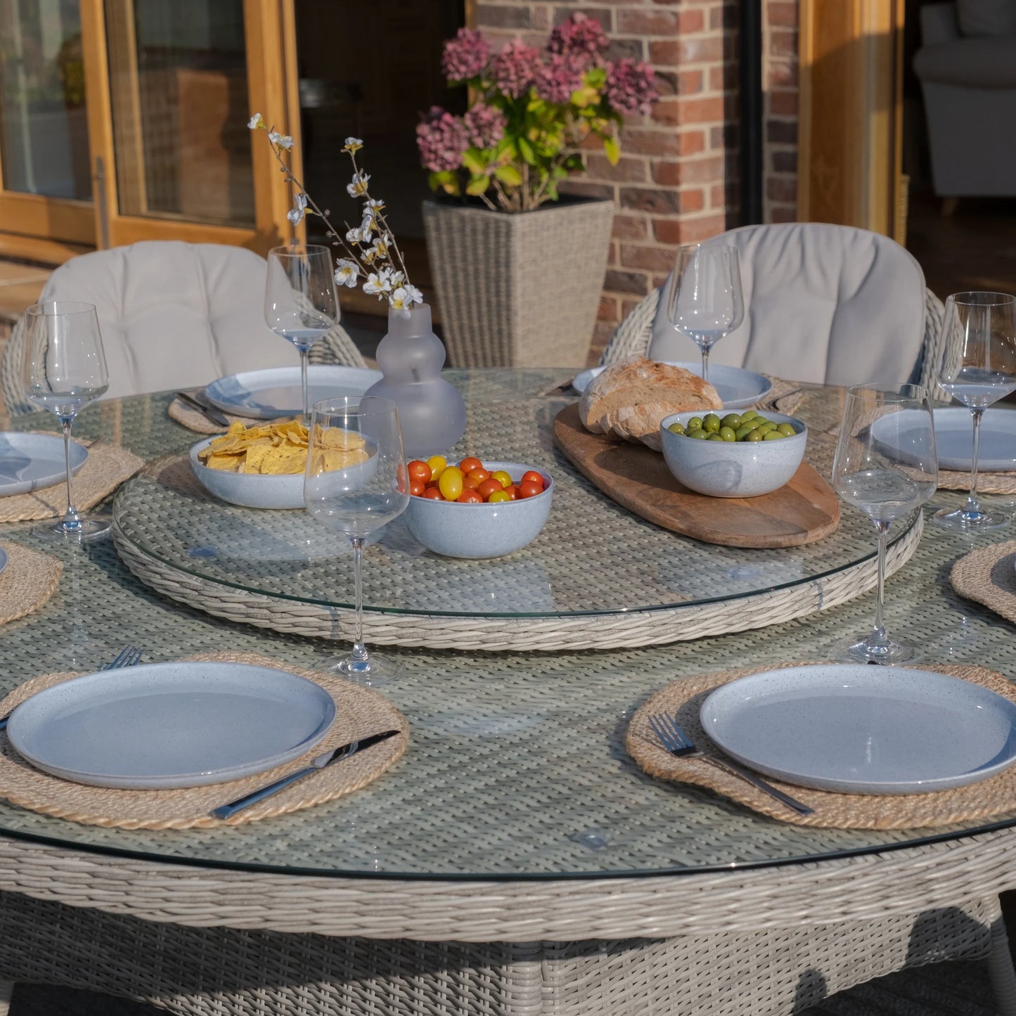 Oxford 8 Seat Round Dining Set with Heritage Chairs & Lazy Susan