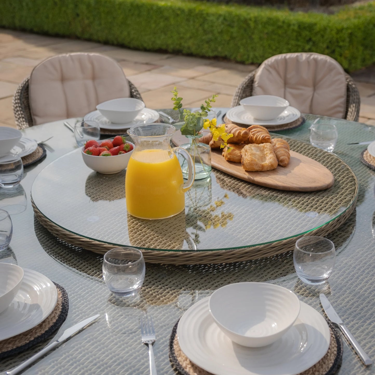 Winchester 8 Seat Round Rattan Dining Set with Heritage Chairs & Lazy Susan