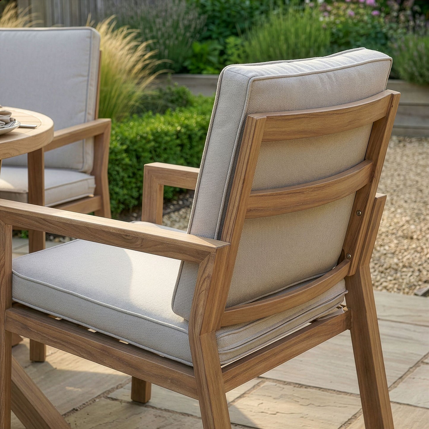 New York 4 Seat Round Aluminium Dining Set - Almond