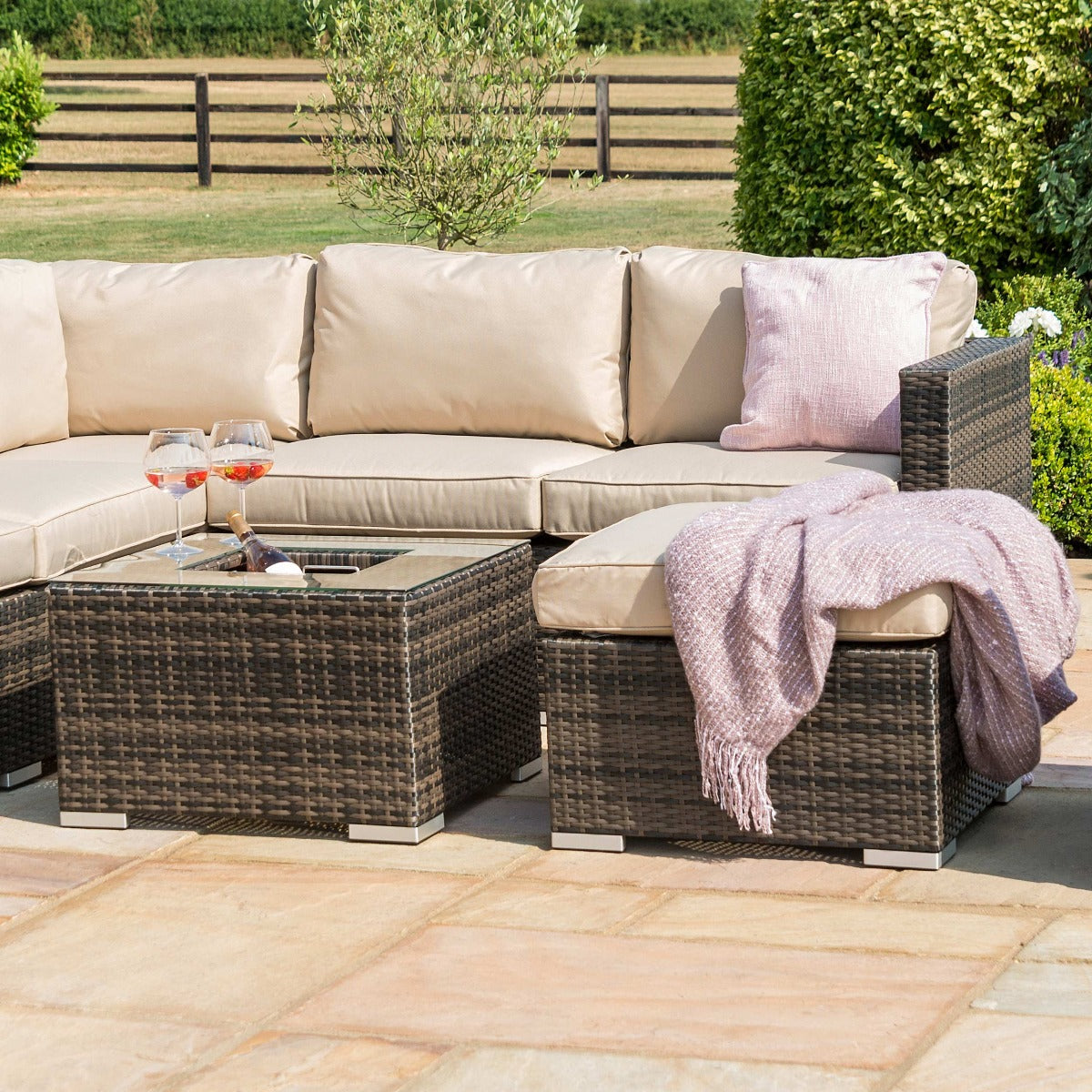 London Corner Sofa Set with Ice Bucket - Brown